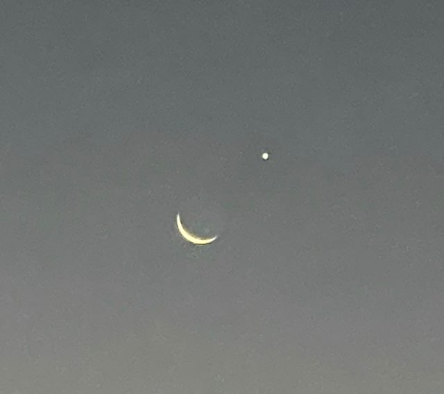 月と明けの明星